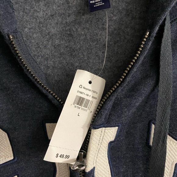 -NWT-{GAP} Hoodie Size L - Picture 4 of 4